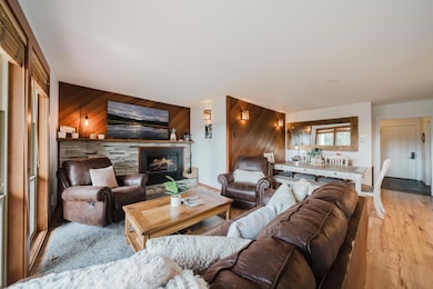 18575 SW Century Dr unit 1023, Bend, OR 97702 - photo 5