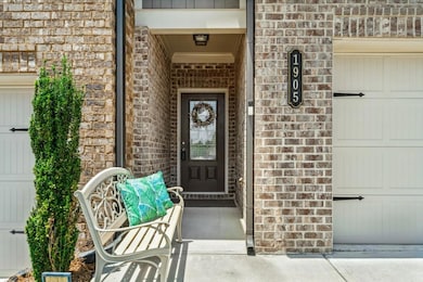 1905 Hamilton Creek Pkwy
