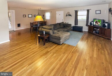 211 E Loudoun Valley Dr, Purcellville, VA 20132 - photo 6