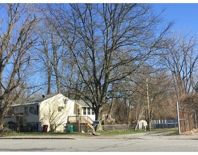 762 Varnum Ave, Lowell, MA 01854 - photo 3