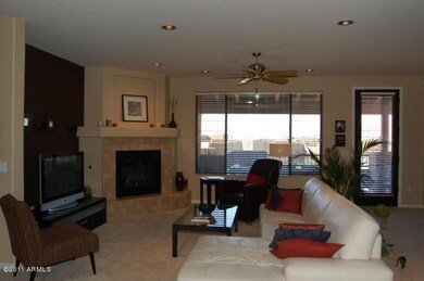 LIVING RM W/OPEN FLOORPLAN & VIEWS