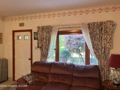 116 Waller St, Wilkes Barre, PA 18702 - photo 6