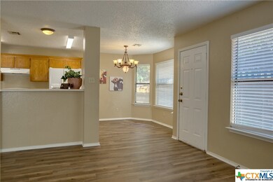 305 Dillon Dr, Copperas Cove, TX 76522 - photo 6