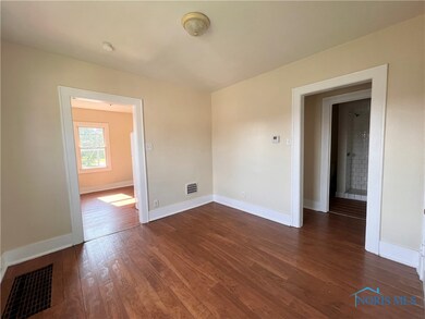 Upper unit - Dining room