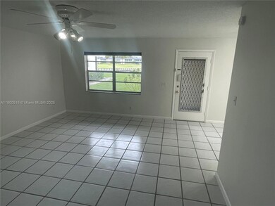 485 Flanders K unit 4850, Delray Beach, FL 33484 - photo 3