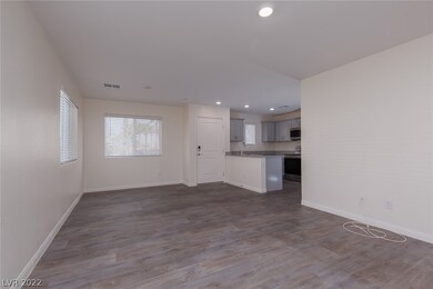 12232 Azure Gate Rd unit 1, Las Vegas, NV 89183 - photo 4