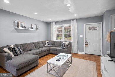 2907 Grantley Ave, Baltimore, MD 21215 - photo 3