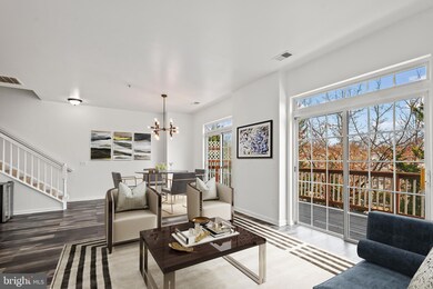 1824 Cedar Cove Way unit 201, Woodbridge, VA 22191 - photo 2