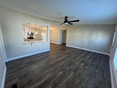 2525 Gulf City Rd unit 12, Ruskin, FL 33570 - photo 5