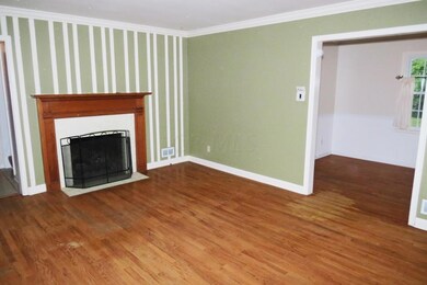 Living Room2