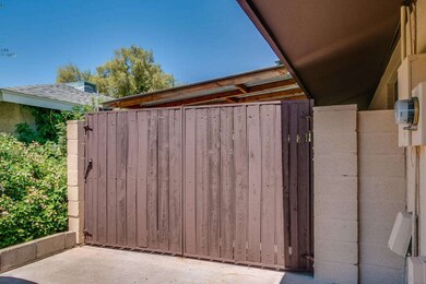 RV gate