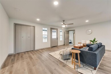 203 Chaffin St, Bonham, TX 75418 - photo 5