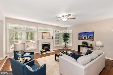 8626 James Creek Dr, Springfield, VA 22152 - photo 3