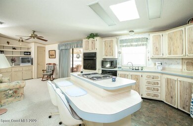 612 Amaryllis Dr, Sebastian, FL 32976 - photo 5