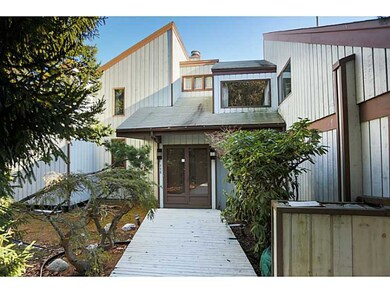 448 Purgatory Ln, Middletown, RI 02842 - photo 2