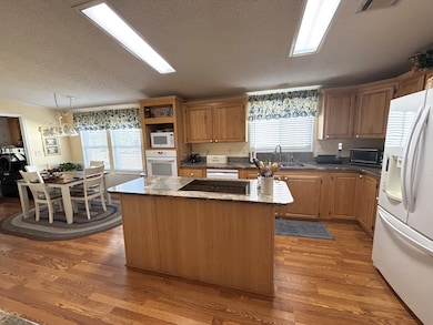 2195 Big Cypress Blvd unit 1420, Lakeland, FL 33810 - photo 6