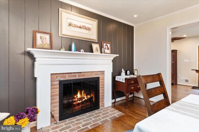 3609 Bent Branch Ct, Falls Church, VA 22041 - photo 5