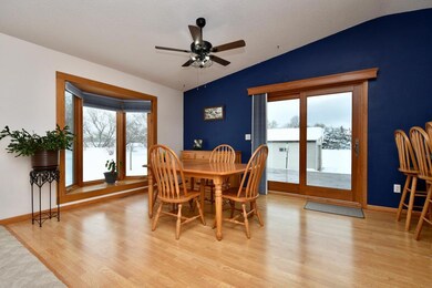 W25268 Todd Rd, Trempealeau, WI 54661 - photo 6