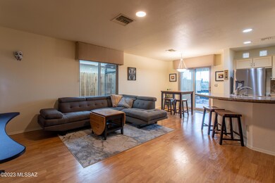 1371 N Culpepper Ave-23