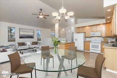 08-Dining Room 20211109-DW-1033_Final
