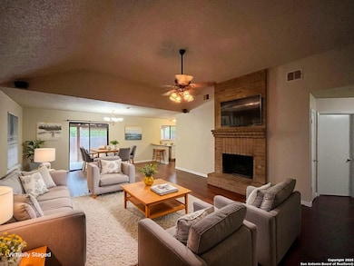 5543 Sunup Dr, San Antonio, TX 78233 - photo 2