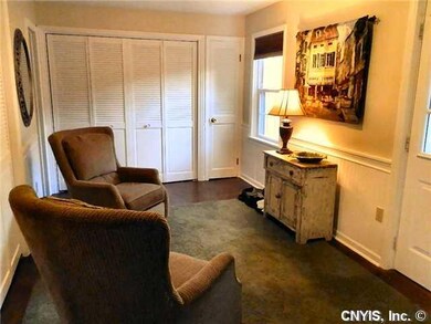 Living Room. This cute Living Room could also doub