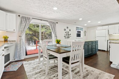8 Linscott Way_112