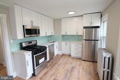 201 Spring Mill Ave unit 2, Conshohocken, PA 19428 - photo 2