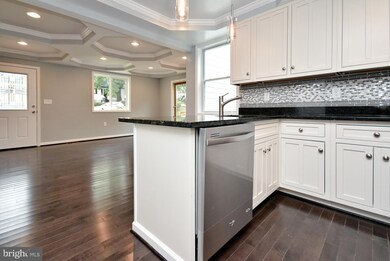 7707 Emerson Rd, Hyattsville, MD 20784 - photo 7