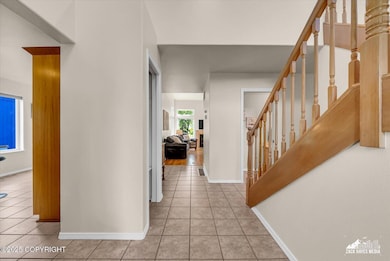 008-6840queensviewcir_ZHM_008