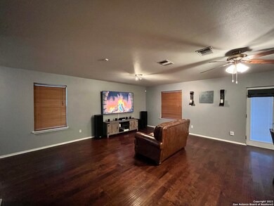 10715 S Shaenridge, San Antonio, TX 78254 - photo 5