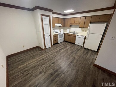 3532 Ivy Commons Dr unit 102, Raleigh, NC 27606 - photo 4