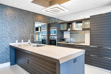 200 Biscayne Boulevard Way unit 4707, Miami, FL 33131 - photo 3