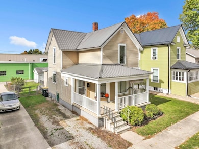 527 N Main St, Kendallville, IN 46755 - photo 3