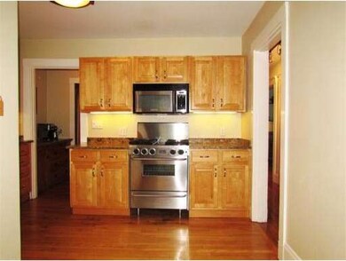 7 Hillside Park unit 3, Somerville, MA 02143 - photo 3