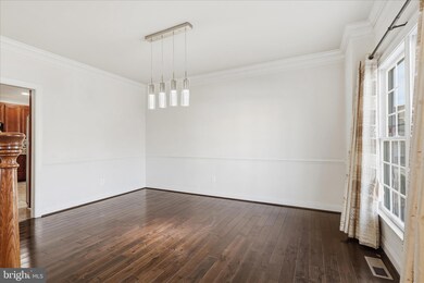 22908 N Brown Square, Ashburn, VA 20148 - photo 7