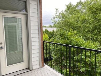 Eastwood Commons unit 306, South Burlington, VT 05403 - photo 4