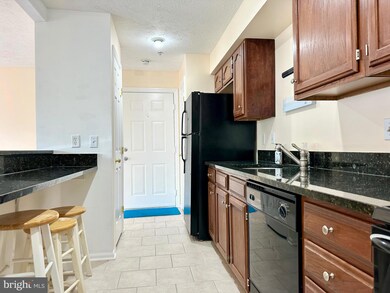 903 Cedar Crest Ct, Edgewood, MD 21040 - photo 4