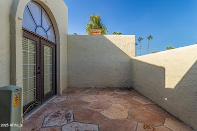 6640 N Chatelaine Place, Phoenix, AZ 85014 - photo 5