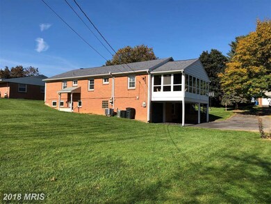 16617 Buford Dr, Williamsport, MD 21795 - photo 5