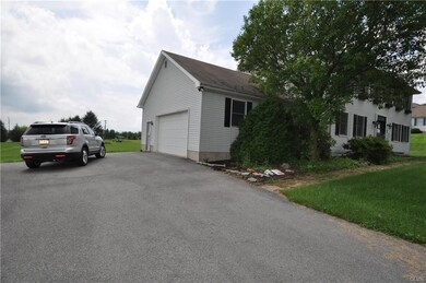 813 Lahr Rd, Nazareth, PA 18064 - photo 7