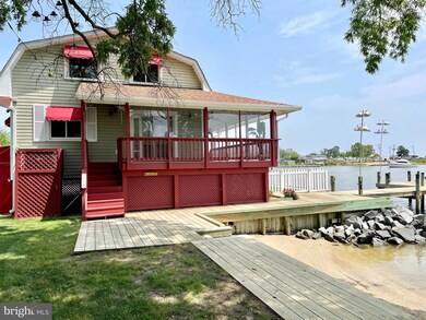 122 Beach Dr, Colonial Beach, VA 22443 - photo 2