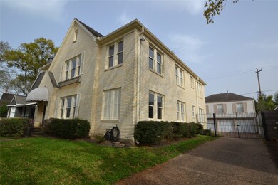 1746 Kipling St, Houston, TX 77098 - photo 2