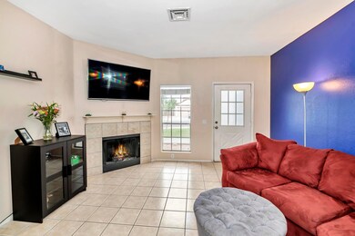 Living Room 4