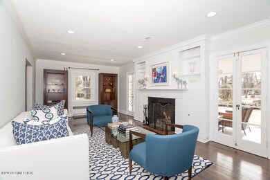 006-Living_Room-5275966-small