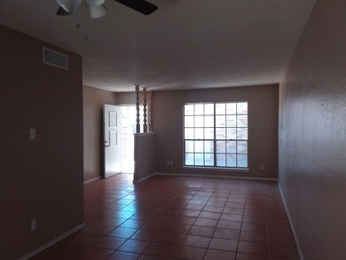 10512 Ashwood Dr unit D., El Paso, TX 79935 - photo 4