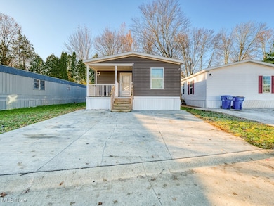 6610 Lear Nagle Rd unit 156, North Ridgeville, OH 44039 - photo 2