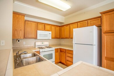 2348 La Villa Way, Redding, CA 96003 - photo 4