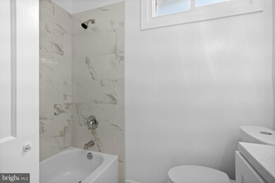 4937 1st St NW unit 4, Washington, DC 20011 - photo 4