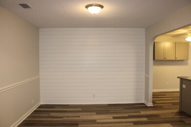 110 Sandalwood Dr, Brunswick, GA 31525 - photo 5